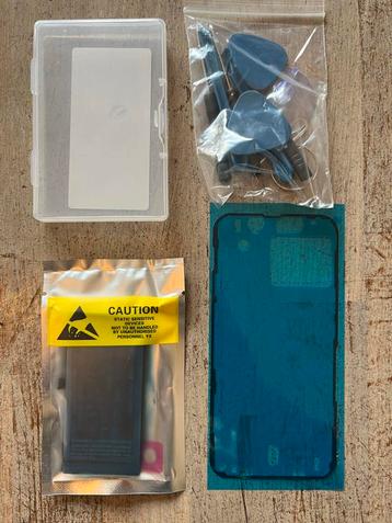 iPhone 13 Mini Batterij + Adhesive - Nieuw beschikbaar voor biedingen