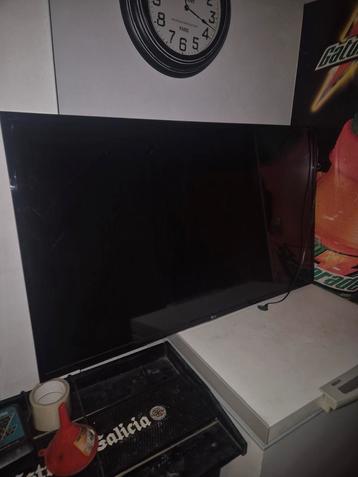 LG 49UH610V 4K Smart TV - 123 cm beschikbaar voor biedingen