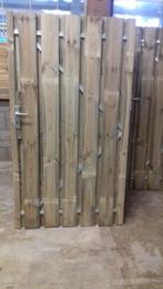 Poortdeur 12: geimpregneerd hout, stalen frame / 110x 180cm