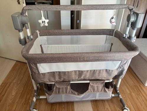 Elektrische Co Sleeper met schommelfuntie en muziek, Kinderen en Baby's, Babywiegjes en Ledikanten, Zo goed als nieuw, Wieg, Ophalen