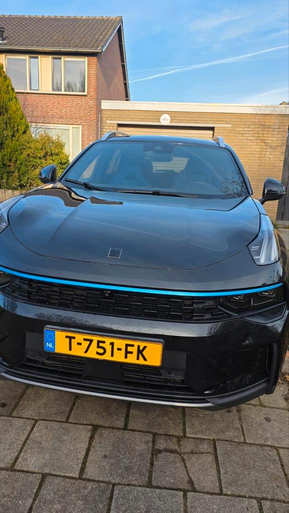 Lynk & Co 1.5TD 261pk Phev 7DCTH 2023 Zwart, Auto's, Lynk & Co, 360° camera, Aangepast voor mindervaliden, ABS, LED verlichting