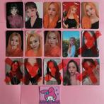 LOONA vivi album photocards, Ophalen of Verzenden, Zo goed als nieuw, Foto of Kaart