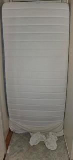 Eenpersoons bed inclusief lattenbodem en pocketvering matras, Huis en Inrichting, Slaapkamer | Bedden, Ophalen, Gebruikt, 90 cm