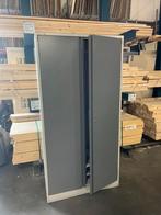 Stalen opbergkast !, Huis en Inrichting, Kasten | Roldeurkasten en Archiefkasten, Zo goed als nieuw, 150 tot 200 cm, 25 tot 50 cm