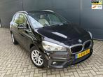 BMW 2-serie Active Tourer 218i Executive/Navi/Airco/bleutoot, Voorwielaandrijving, 65 €/maand, 136 pk, Zwart