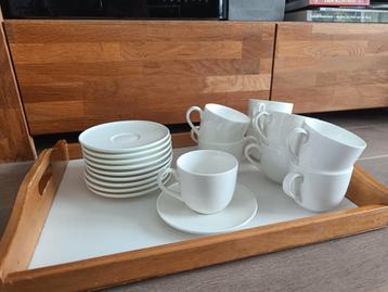 Puur! Douwe Egberts servies wit koffiekopjes  beschikbaar voor biedingen