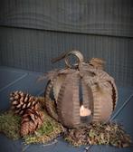 Metalen roestbruin pompoen., Huis en Inrichting, Woonaccessoires | Kandelaars en Kaarsen, Ophalen of Verzenden, Metaal, Minder dan 25 cm