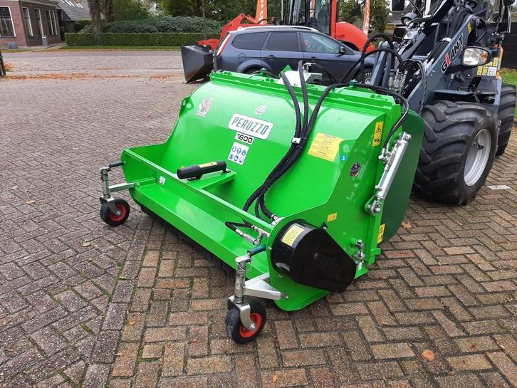 Purozzo Koala 1600 HE hydraulische klepelmaaier voor shovel, Zakelijke goederen, Machines en Bouw | Kranen en Graafmachines, Wiellader of Shovel