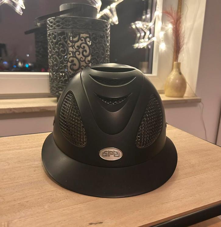 Gpa cap, Dieren en Toebehoren, Paardrijkleding, Zo goed als nieuw, Dames, Cap, Springen, Ophalen of Verzenden