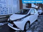 Toyota Aygo 1.0 VVT-i x-play Automaat Camera Carplay Navi Ga, Auto's, 4 stoelen, Wit, 3 cilinders, Aygo