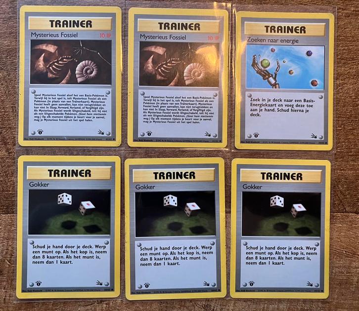 Pokemon Trainers 1st edition Fossil Dutch, Hobby en Vrije tijd, Verzamelkaartspellen | Pokémon, Gebruikt, Ophalen of Verzenden