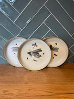 Metalen bordjes 25cm voor aan de muur. Trendhopper., Ophalen of Verzenden, Gebruikt