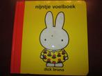 Nijntje Voelboek, door Dick Bruna, Ophalen of Verzenden, Zo goed als nieuw, 1 tot 2 jaar