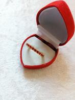 Mooie Fijne Goud Doublé Bandring met rode Swarovski Kristall, Verzenden, Overige materialen, Ring, Verguld
