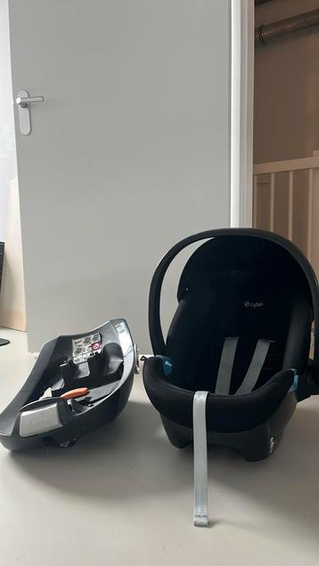 Cybex Aton met isofix base beschikbaar voor biedingen