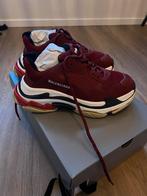 Balenciage triple S burgundy, Kleding | Heren, Schoenen, Overige kleuren, Nieuw, Ophalen of Verzenden, Sneakers of Gympen