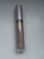 Too Faced Concealer, Gehele gezicht, Beige, Ophalen of Verzenden, Zo goed als nieuw