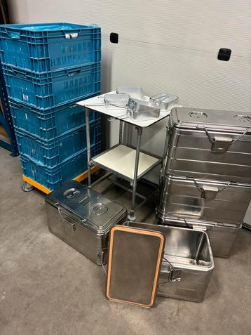 Te koop diverse rvs en aluminium gamel voedsel containers beschikbaar voor biedingen