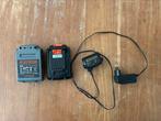 2 Black&Decker accu’s plus oplader, Ophalen of Verzenden, Zo goed als nieuw