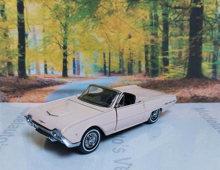 1:43 Ford Thunderbird Mk3 Grand Sport 1962; Franklin Mint, Hobby en Vrije tijd, Modelauto's | 1:43, Nieuw, Auto, Overige merken