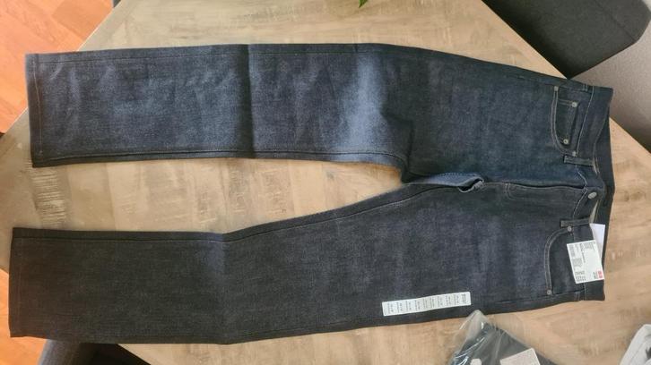 2 Uniqlo selvedge denim spijkerbroek 34L 34W, Kleding | Heren, Spijkerbroeken en Jeans, Nieuw, W33 - W34 (confectie 48/50), Blauw