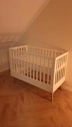 Babybed Vox wit, Ophalen, Zo goed als nieuw, Jongetje of Meisje