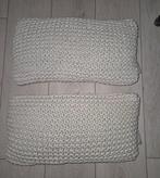 2 beige creme kussens van Goround, Huis en Inrichting, Woonaccessoires | Kussens, Ophalen of Verzenden, Zo goed als nieuw, Beige