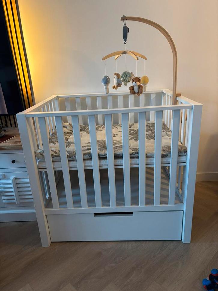 Europe baby Mees box met lade mat wit, Kinderen en Baby's, Boxen, Zo goed als nieuw, Vierkant, Lade, Ophalen