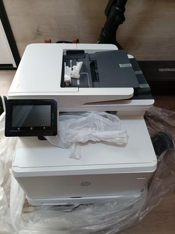 Hp color lasterjet pro mfp m479fdn (defect)  beschikbaar voor biedingen