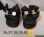 Slippers, Ophalen of Verzenden, Nieuw, Zwart, Slippers