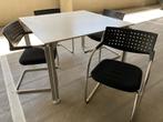 Vergadertafel Bulo H20 (120x120cm), Huis en Inrichting, Bureaus, Ophalen, In hoogte verstelbaar, Zo goed als nieuw