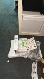 Nintendo Wii (EUR) - Complete Set!, Spelcomputers en Games, Ophalen of Verzenden, Gebruikt, Met 2 controllers, Met Balance Board