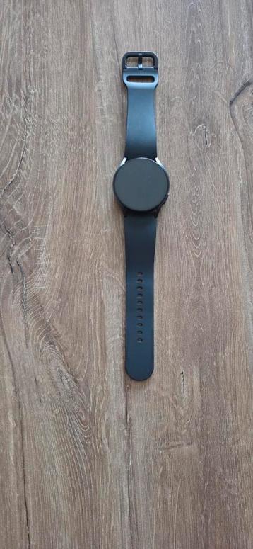 ZGAN!!!!! Samsung Smartwatch 6! beschikbaar voor biedingen
