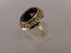 Gouden damesring met granaat                            G112, Sieraden, Tassen en Uiterlijk, Ringen, 18 tot 19, Gebruikt, ., Ophalen of Verzenden
