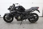 Yamaha XJ6N 2010 met schade rondom, Motoren, Motoren | Schademotoren, Ophalen, 4 cilinders, Motorrijbewijs A, Yamaha
