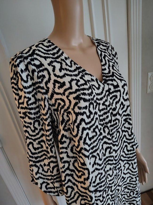 leuke jurk van mayerline, Kleding | Dames, Jurken, Zo goed als nieuw, Maat 38/40 (M), Blauw, Onder de knie, Verzenden