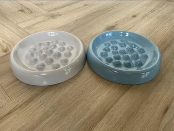 Keramische slow feed voerbak 2 stuks (kat) beschikbaar voor biedingen