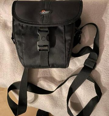 Lowepro cameratas / snuittas beschikbaar voor biedingen