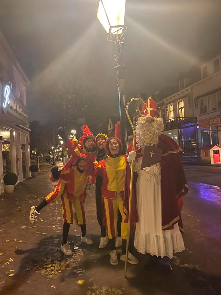 Pieten en sinterklaas bezoek, Diversen, Sinterklaas, Nieuw, Ophalen