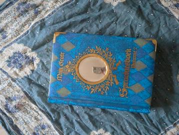 Sprookjesboek beschikbaar voor biedingen