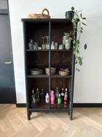 Robuuste houten kast, servieskast / buffetkast / drankenkast, Huis en Inrichting, Kasten | Buffetkasten, Ophalen, Zo goed als nieuw