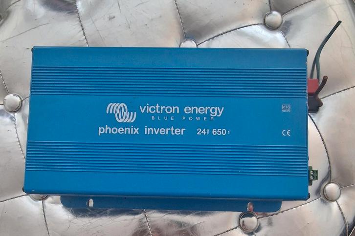 Victron Energy Phoenix inverter Blue Power 24V/650VA, Watersport en Boten, Navigatiemiddelen en Scheepselektronica, Zo goed als nieuw