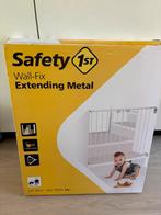 Nieuw en ongebruikt traphekje Safety 1st wall-fix, Kinderen en Baby's, Traphekjes, Ophalen, Nieuw, 100 tot 115 cm, Klemhekje