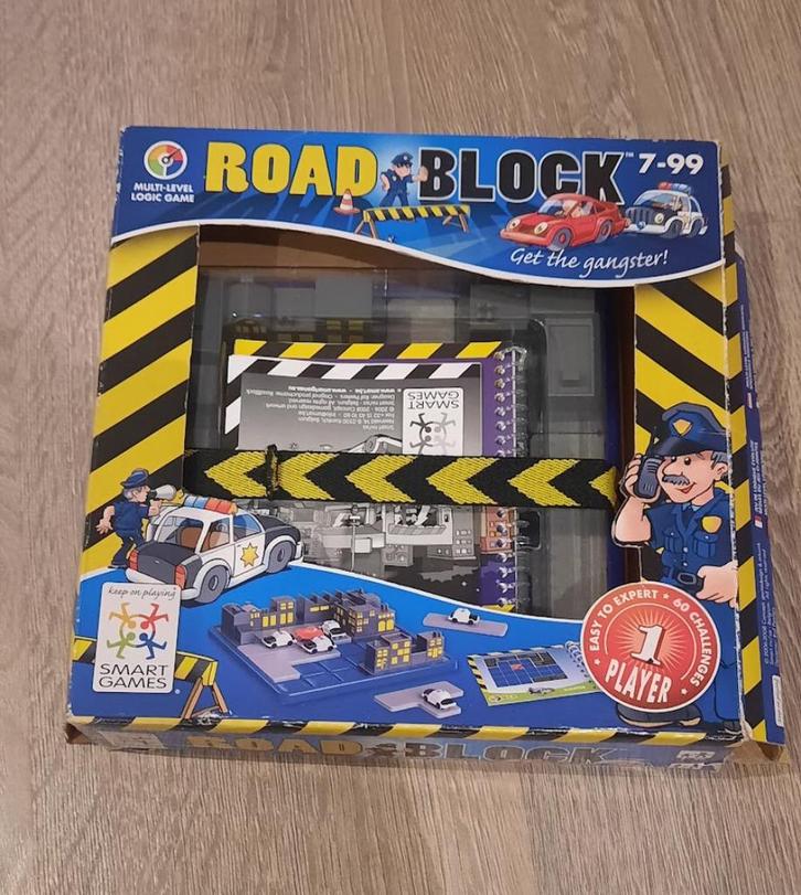 Road block    smart games, Hobby en Vrije tijd, Gezelschapsspellen | Bordspellen, Zo goed als nieuw, Een of twee spelers, Ophalen of Verzenden