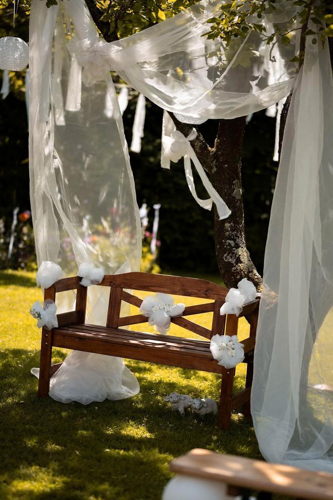 Pakket vol bruiloft versiering, tafelkleden, tule, etc., Hobby en Vrije tijd, Feestartikelen, Zo goed als nieuw, Versiering, Geboorte of Huwelijk