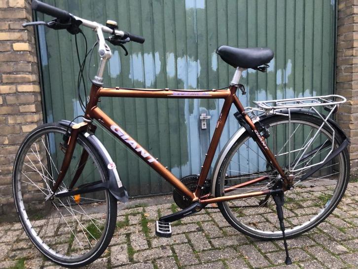 Nette opgeknapt Giant grote heren fiets VAST 90,-FRAME 61, Fietsen en Brommers, Fietsen | Heren | Herenfietsen, Gebruikt, Giant