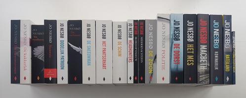 20x Jo Nesbo - Harry Hole Thrillers, Boeken, Thrillers, Gelezen, Scandinavië, Ophalen of Verzenden