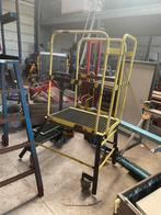 Verrijdbare metalen trap, Doe-het-zelf en Verbouw, Steigers, Ophalen, Overige typen, Minder dan 2 meter
