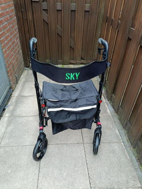 Stevige rollator, inklabbaar, Diversen, Rollators, Zo goed als nieuw, Lichtgewicht, Opvouwbaar, Ophalen