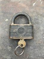 Antiek LIPS Hangslot met Sleutel, Ophalen of Verzenden, Gebruikt, IJzer, Slot